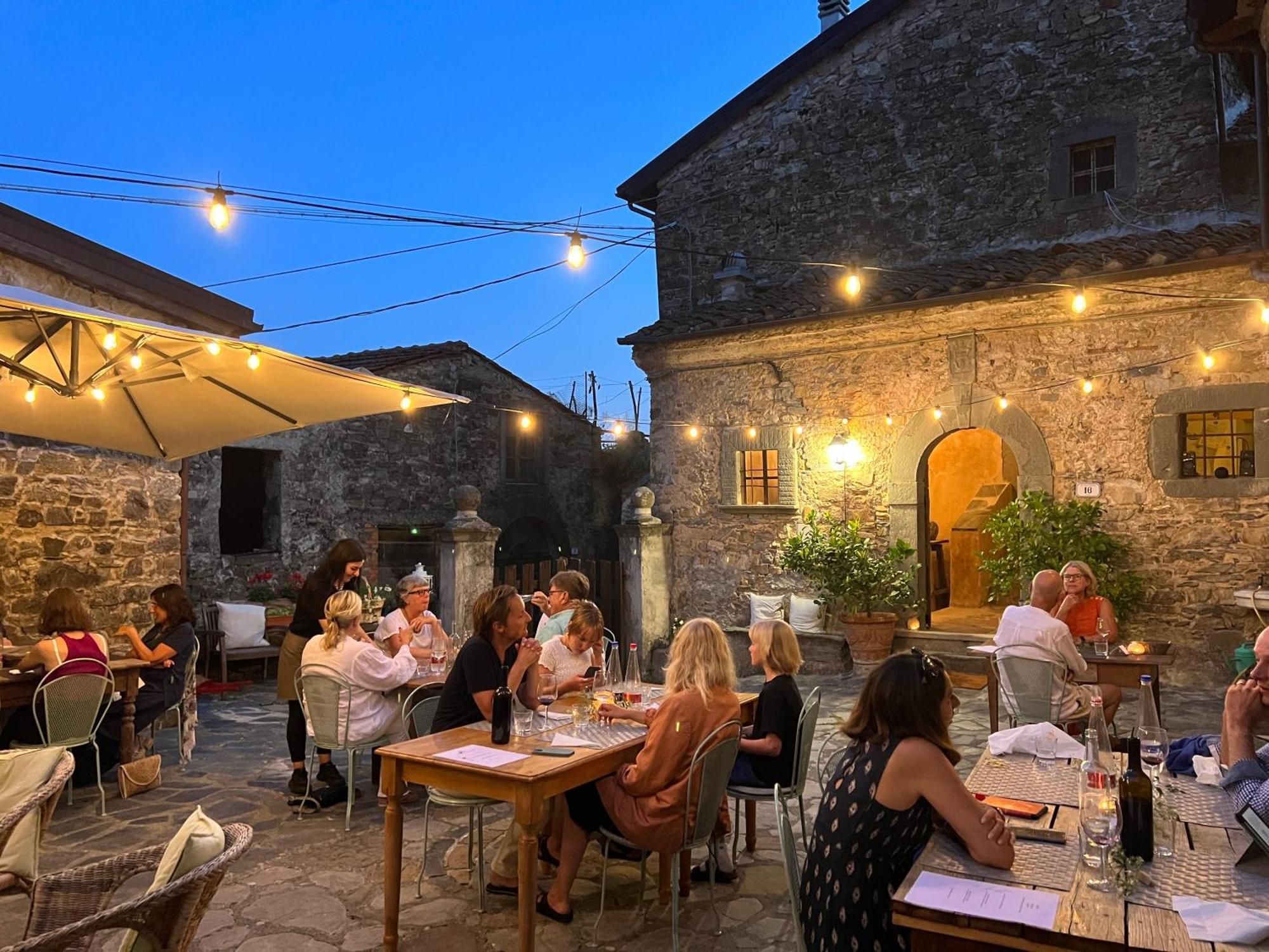 Agriturismo B&B Luna Di Quarazzana In Fivizzano Tuscany Exterior photo